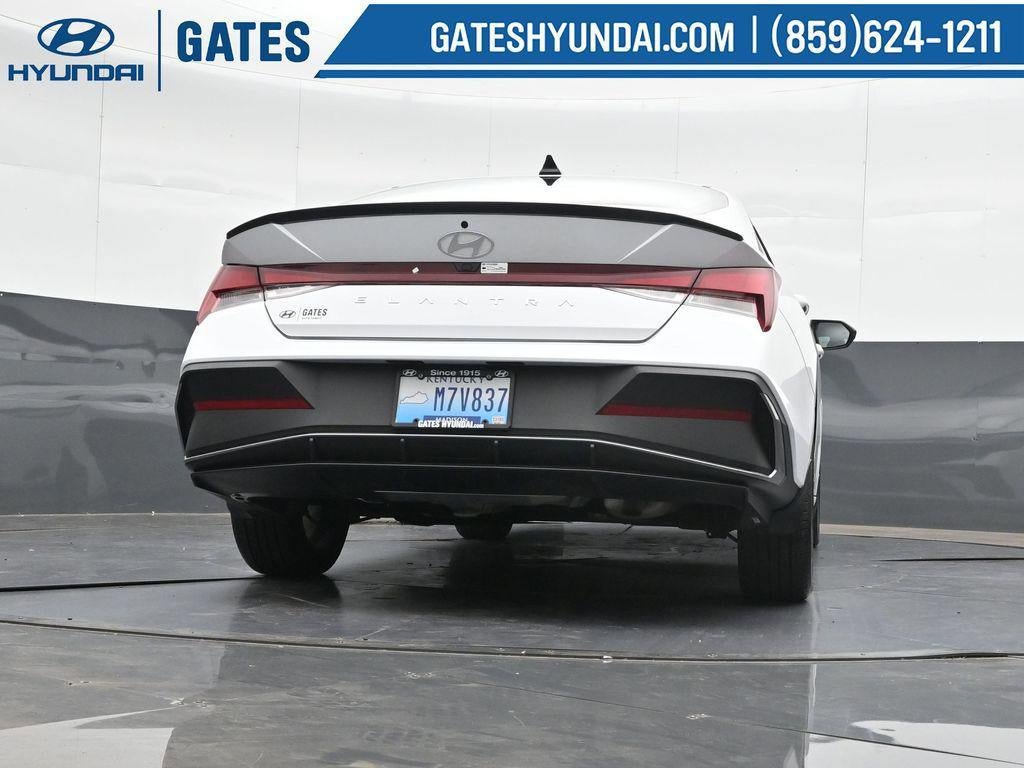 New 2025 Hyundai Elantra Sport image 39
