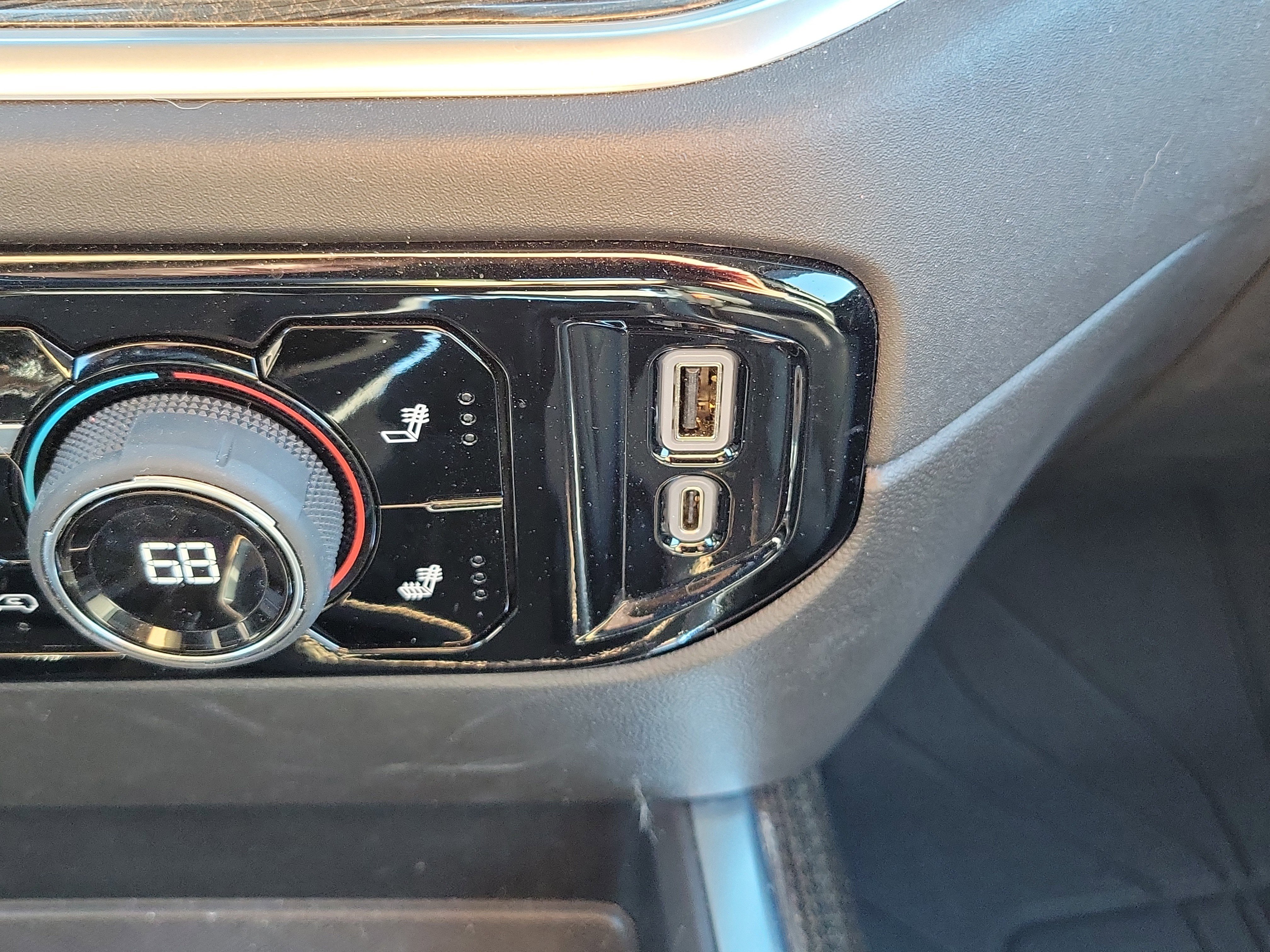 Used 2025 Chevrolet Silverado 1500 RST w/ Rally Edition AWD/4WD image 37