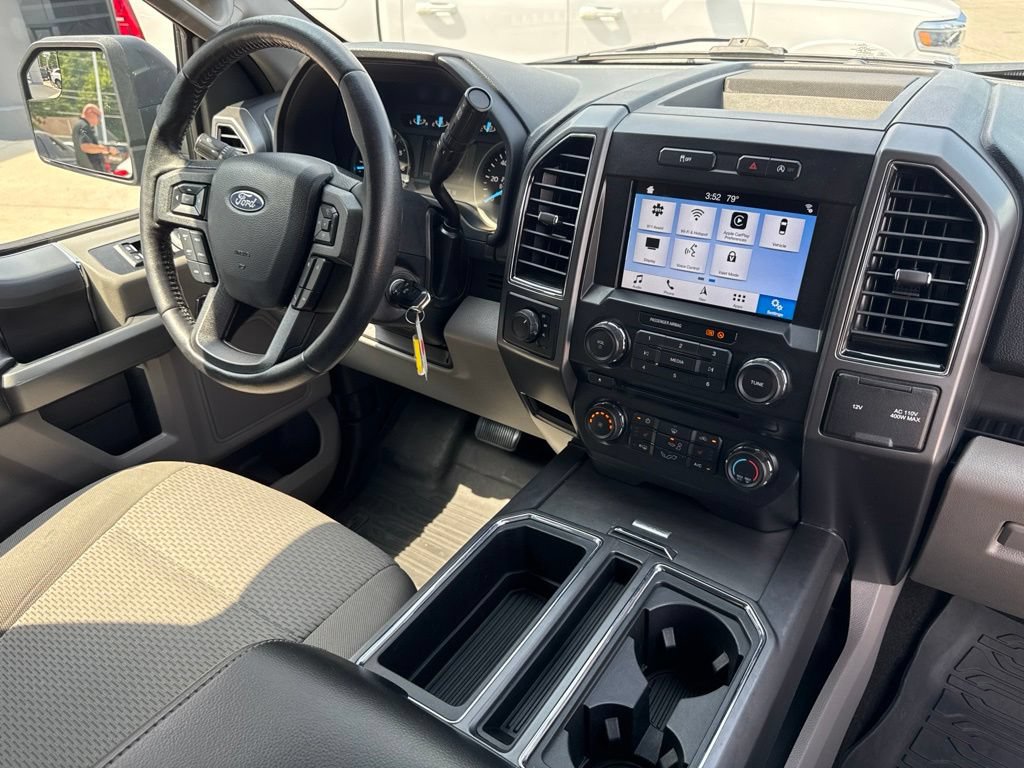 Used 2018 Ford F150 XLT w/ Equipment Group 302A Luxury AWD/4WD image 39