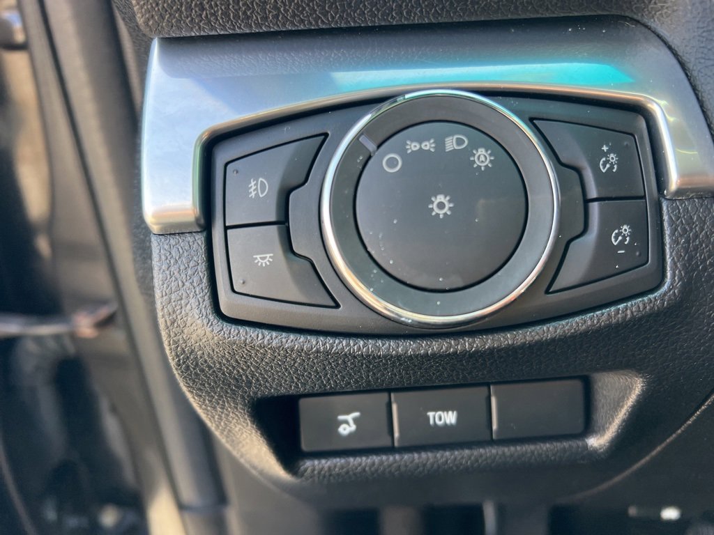 Used 2016 Ford Explorer Sport w/ Equipment Group 401A image 19