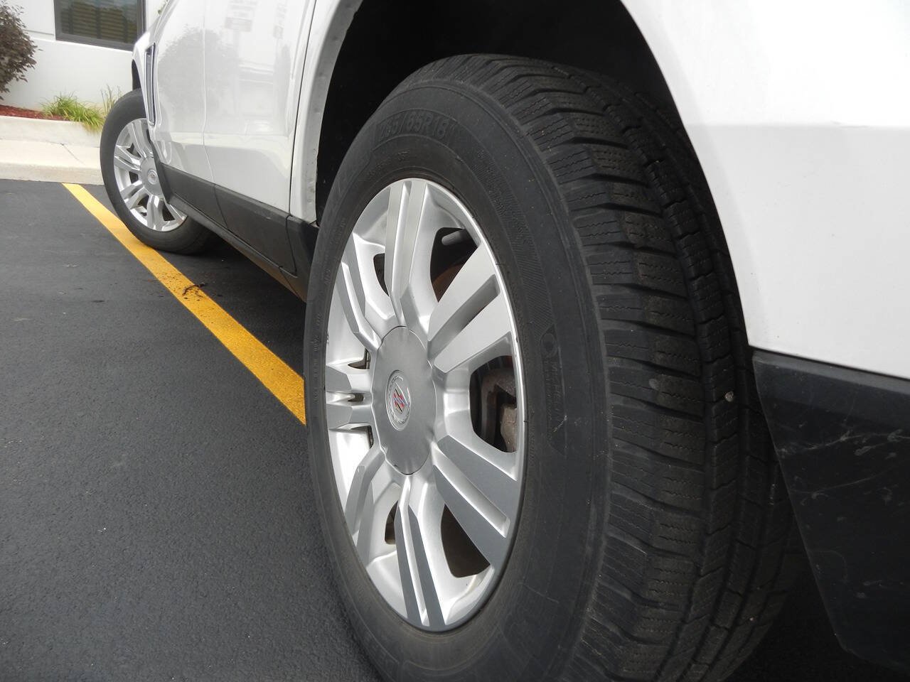 Used 2013 Cadillac SRX Luxury FWD image 16
