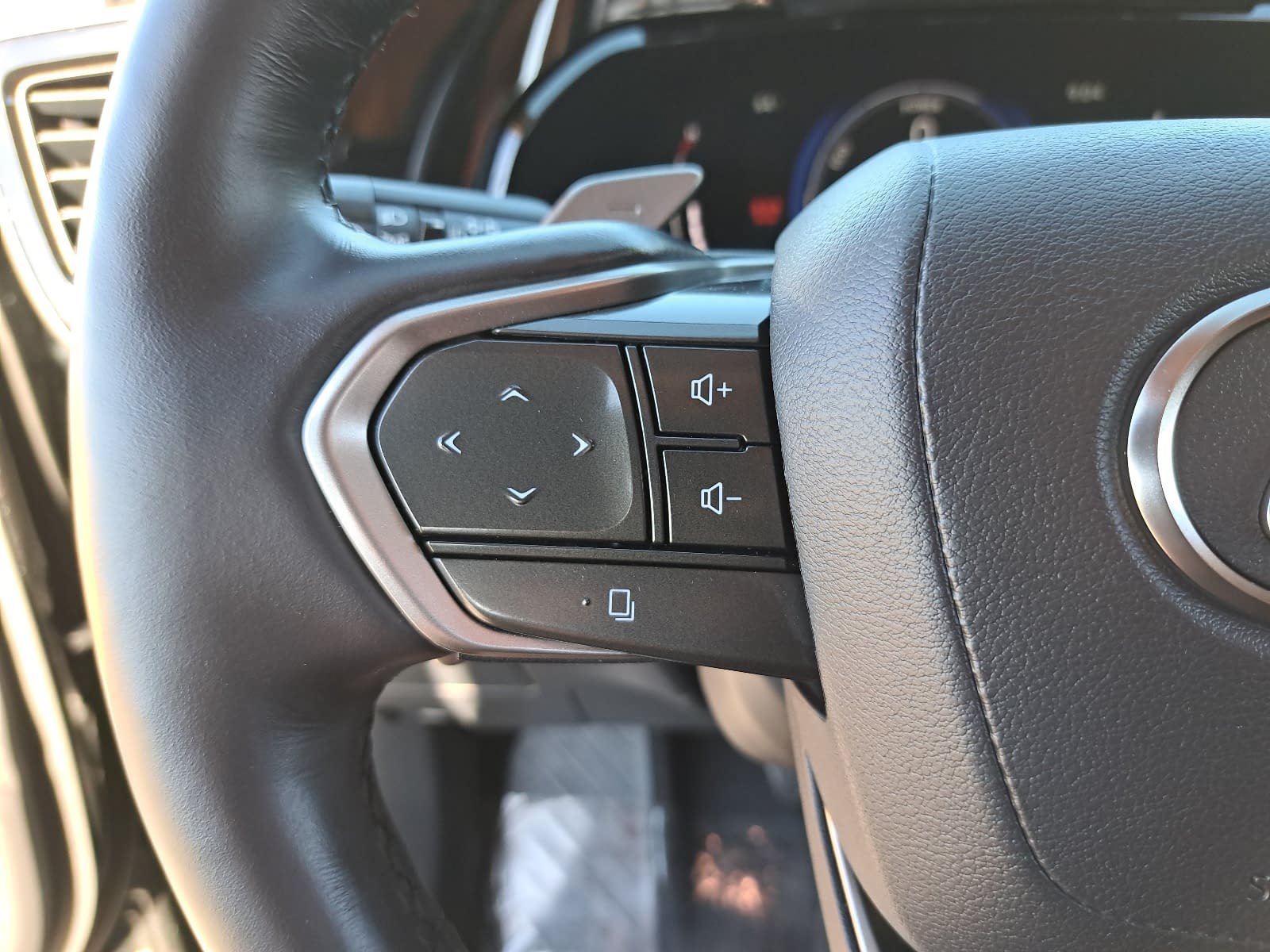 Used 2026 Lexus NX 350h AWD w/ Accessory Package (2T) image 19