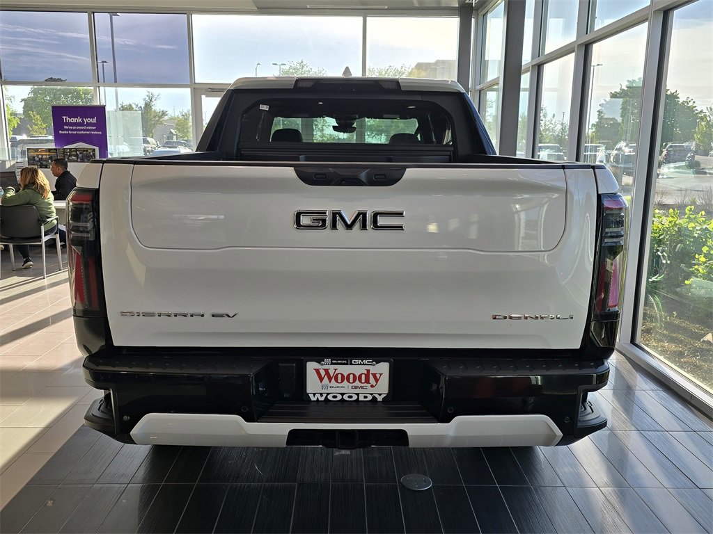 New 2025 GMC Sierra EV Denali image 4