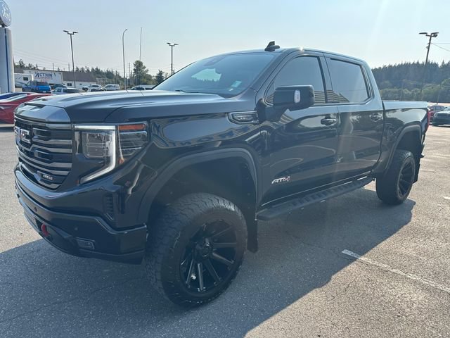 Used 2022 GMC Sierra 1500 AT4 w/ AT4 Premium Package AWD/4WD image 6