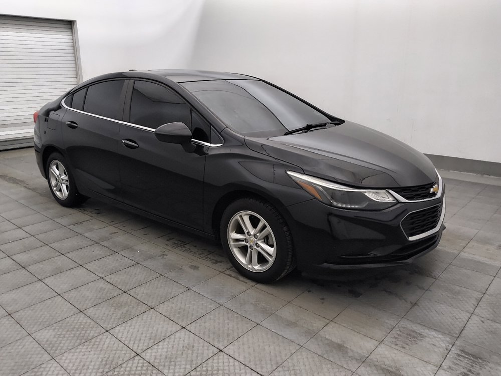 Used 2017 Chevrolet Cruze LT w/ Sun And Sound Package FWD image 11