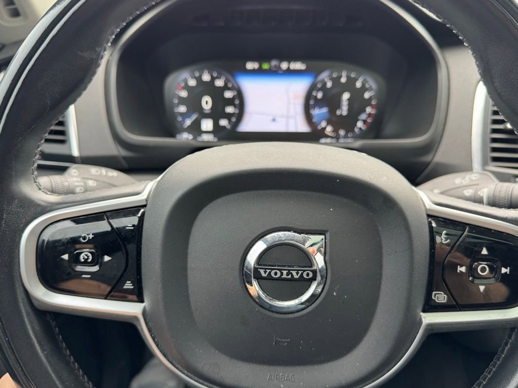 Used 2020 Volvo XC90 T5 Momentum w/ Protection Package AWD/4WD image 16