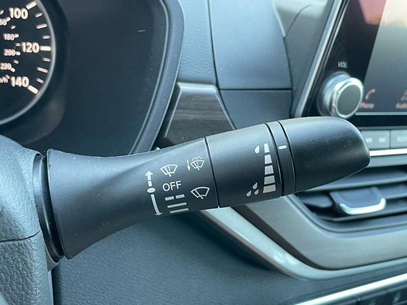 Used 2024 Nissan Altima 2.5 SV image 26