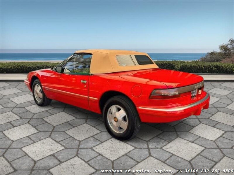Used 1990 Buick Reatta Convertible FWD image 33