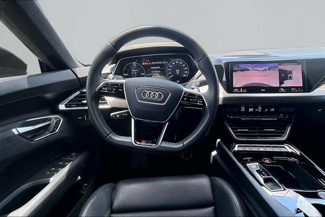 Used 2023 Audi RS e-tron GT w/ Carbon Performance Package AWD/4WD image 5