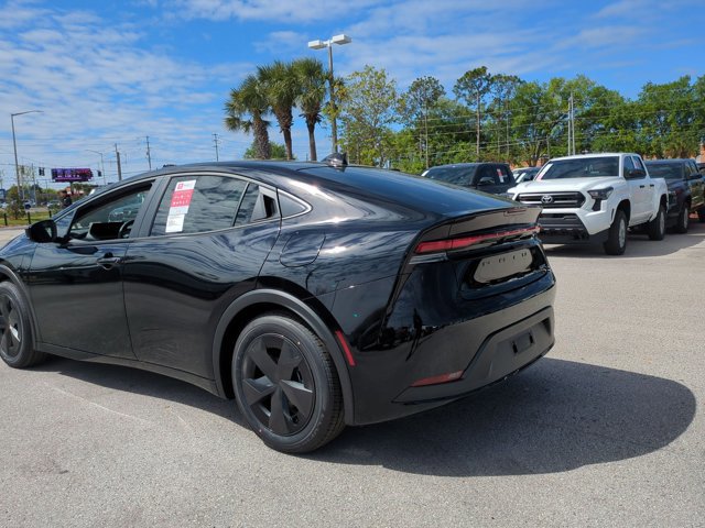 New 2026 Toyota Prius LE image 9