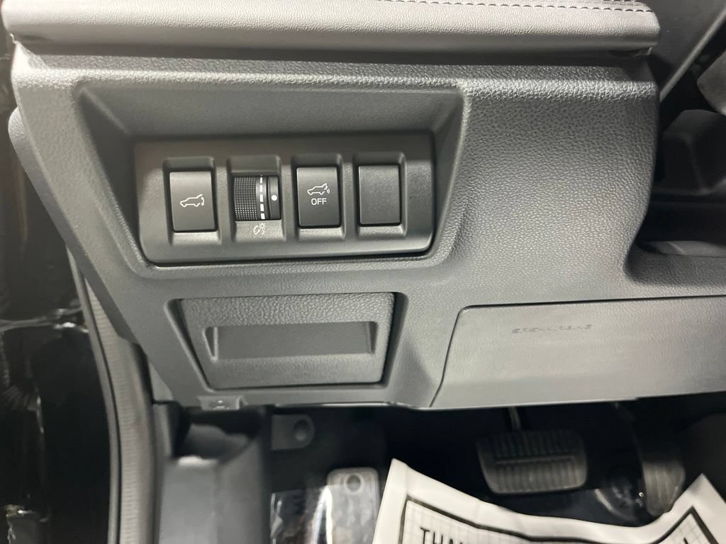 Certified 2025 Subaru Outback Wilderness AWD/4WD image 18