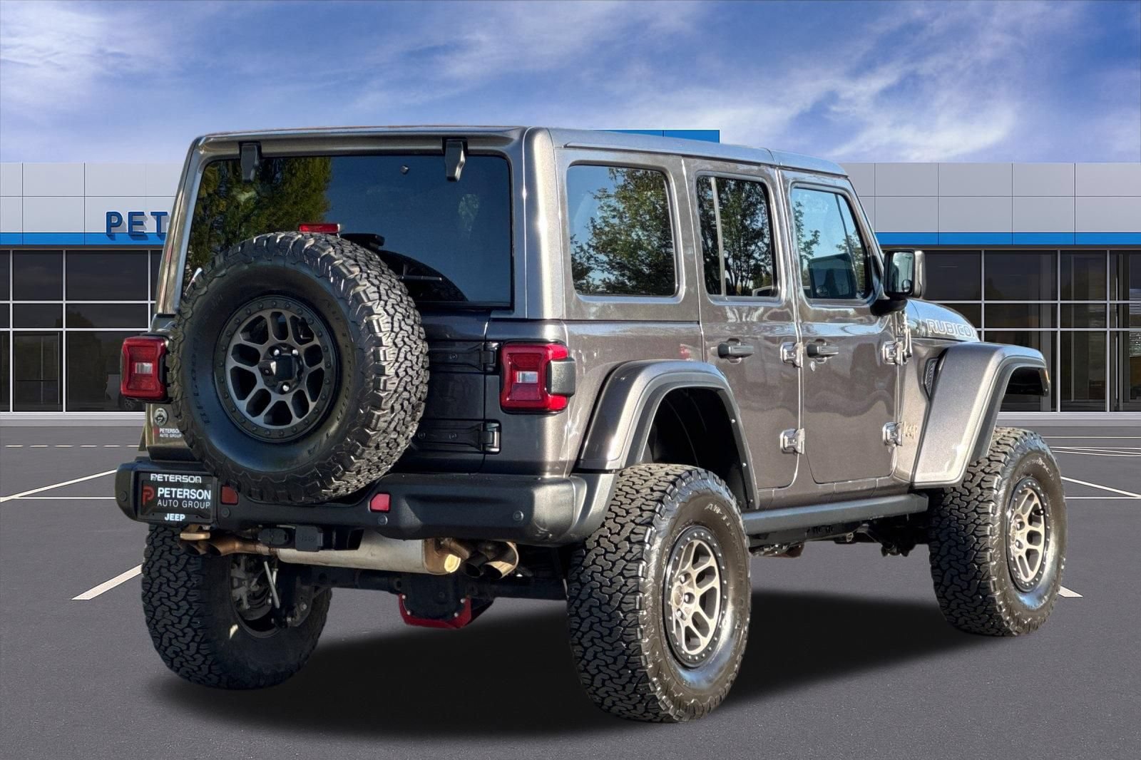 Used 2022 Jeep Wrangler Unlimited Rubicon AWD/4WD image 4