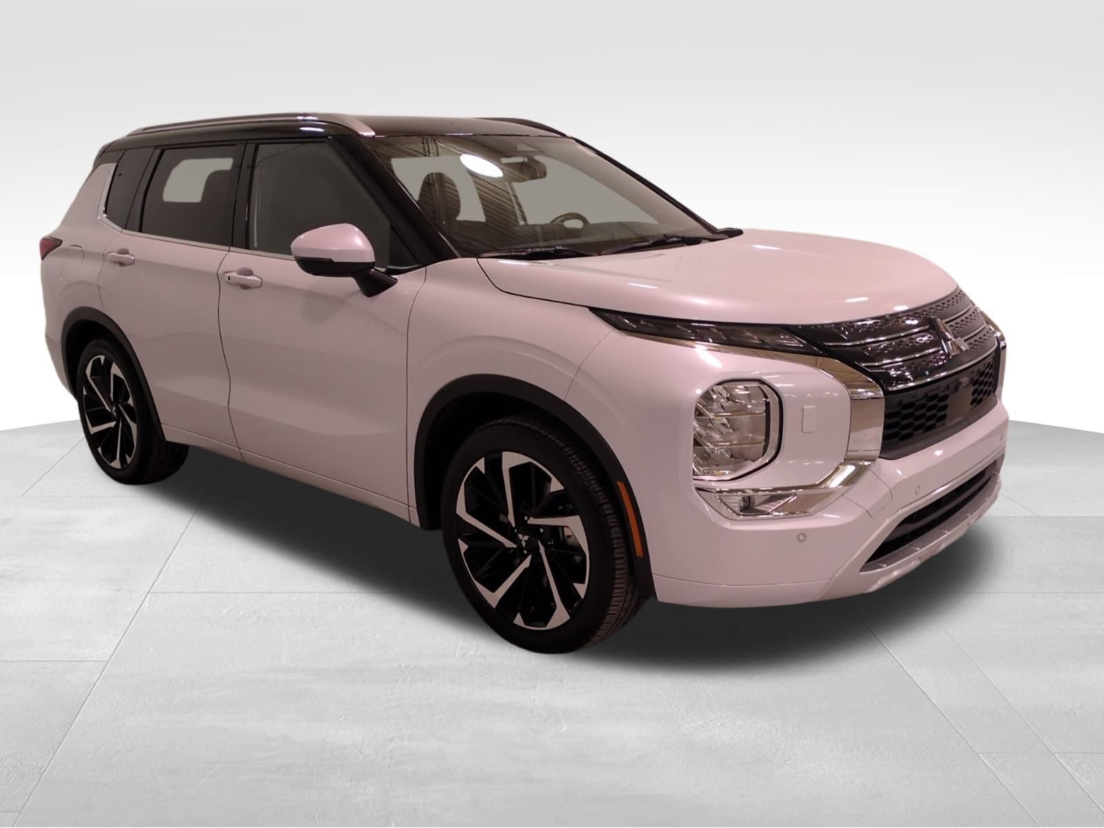 Used 2024 Mitsubishi Outlander SEL