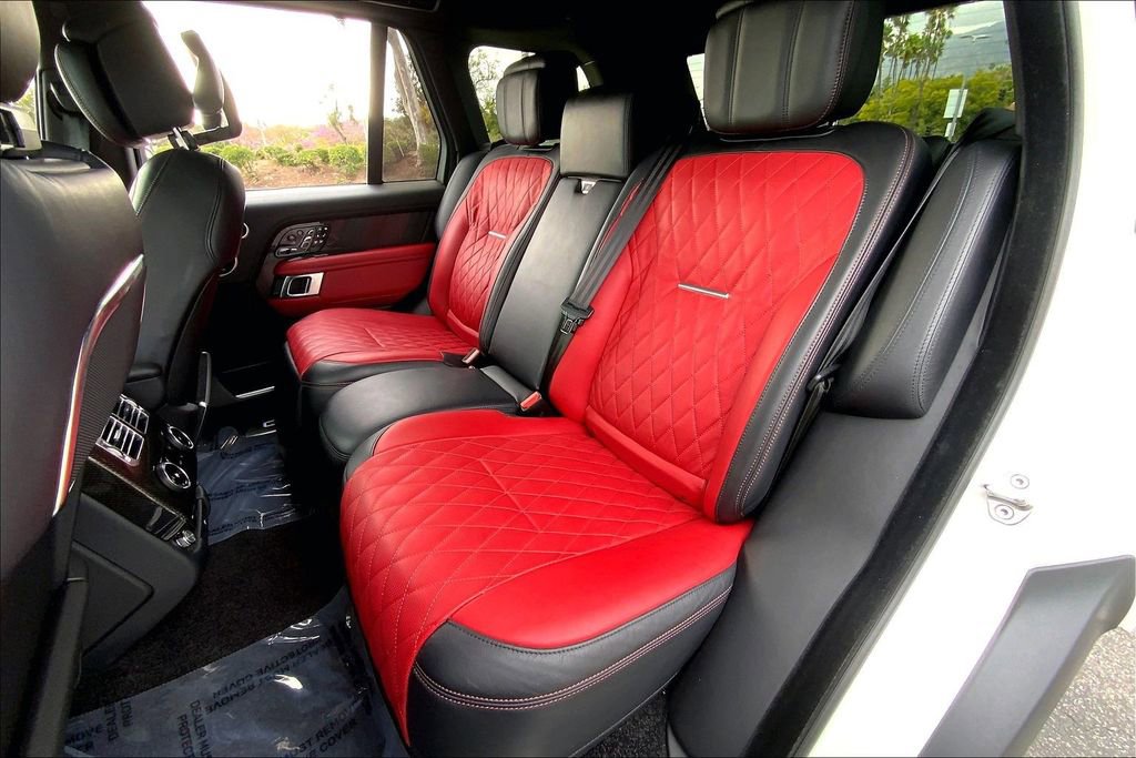 Used 2021 Land Rover Range Rover SV Autobiography Dynamic image 20