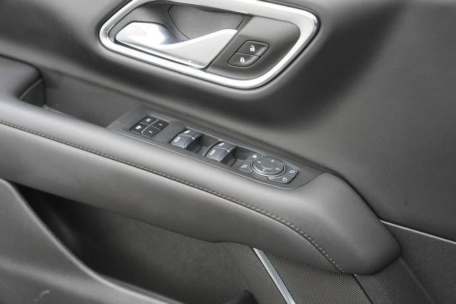 Used 2024 Chevrolet Tahoe High Country image 30