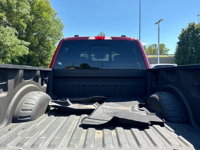 Used 2022 Ford F250 Platinum w/ Tremor Off-Road Package AWD/4WD image 12