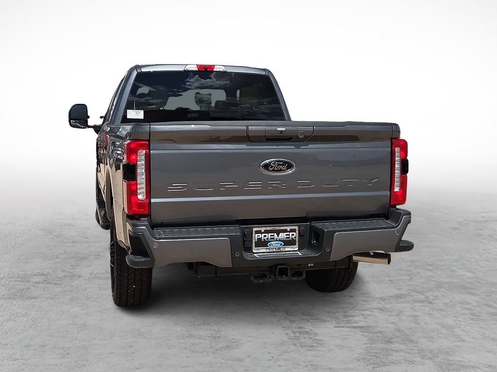 New 2026 Ford F250 Lariat w/ Black Appearance Package AWD/4WD image 8
