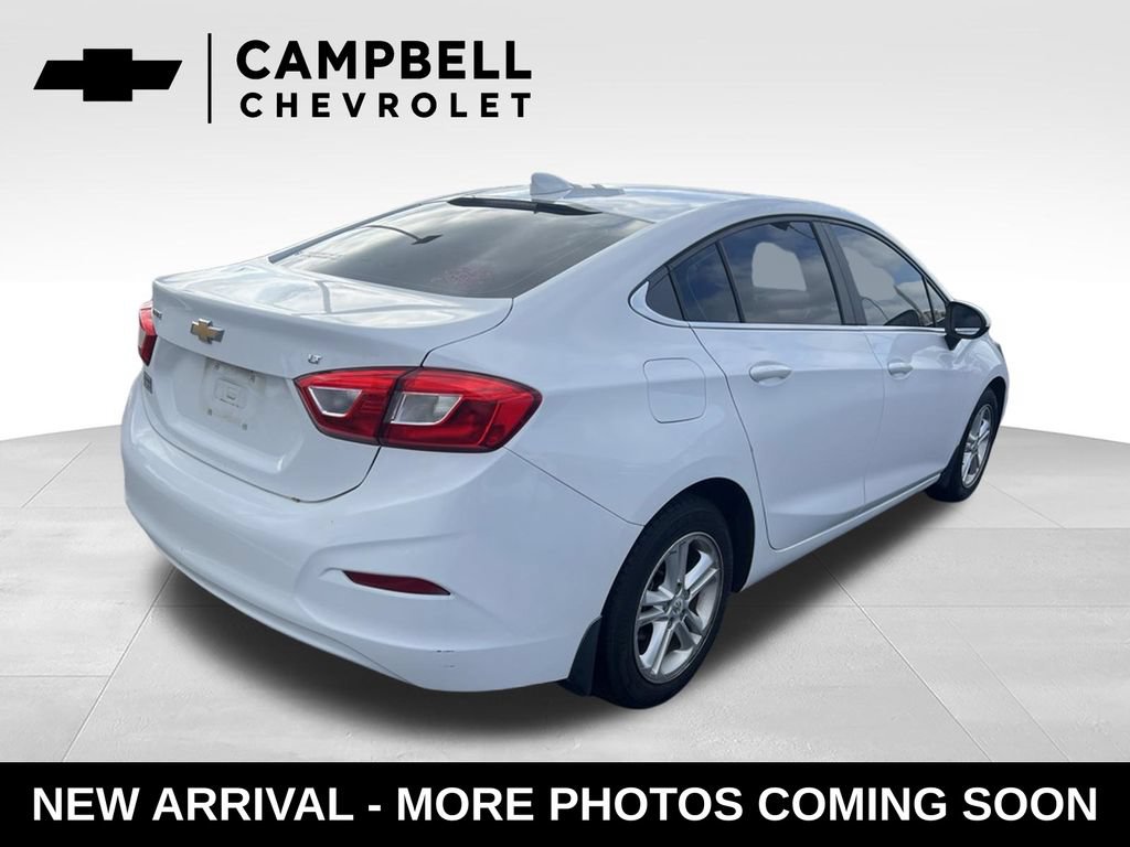 Used 2018 Chevrolet Cruze LT FWD image 5