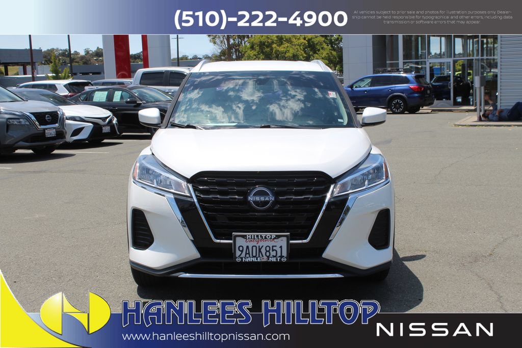 Used 2022 Nissan Kicks SV FWD image 4