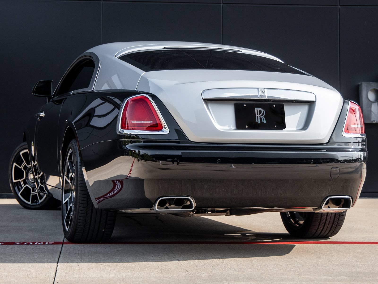 Used 2019 Rolls-Royce Wraith RWD image 9
