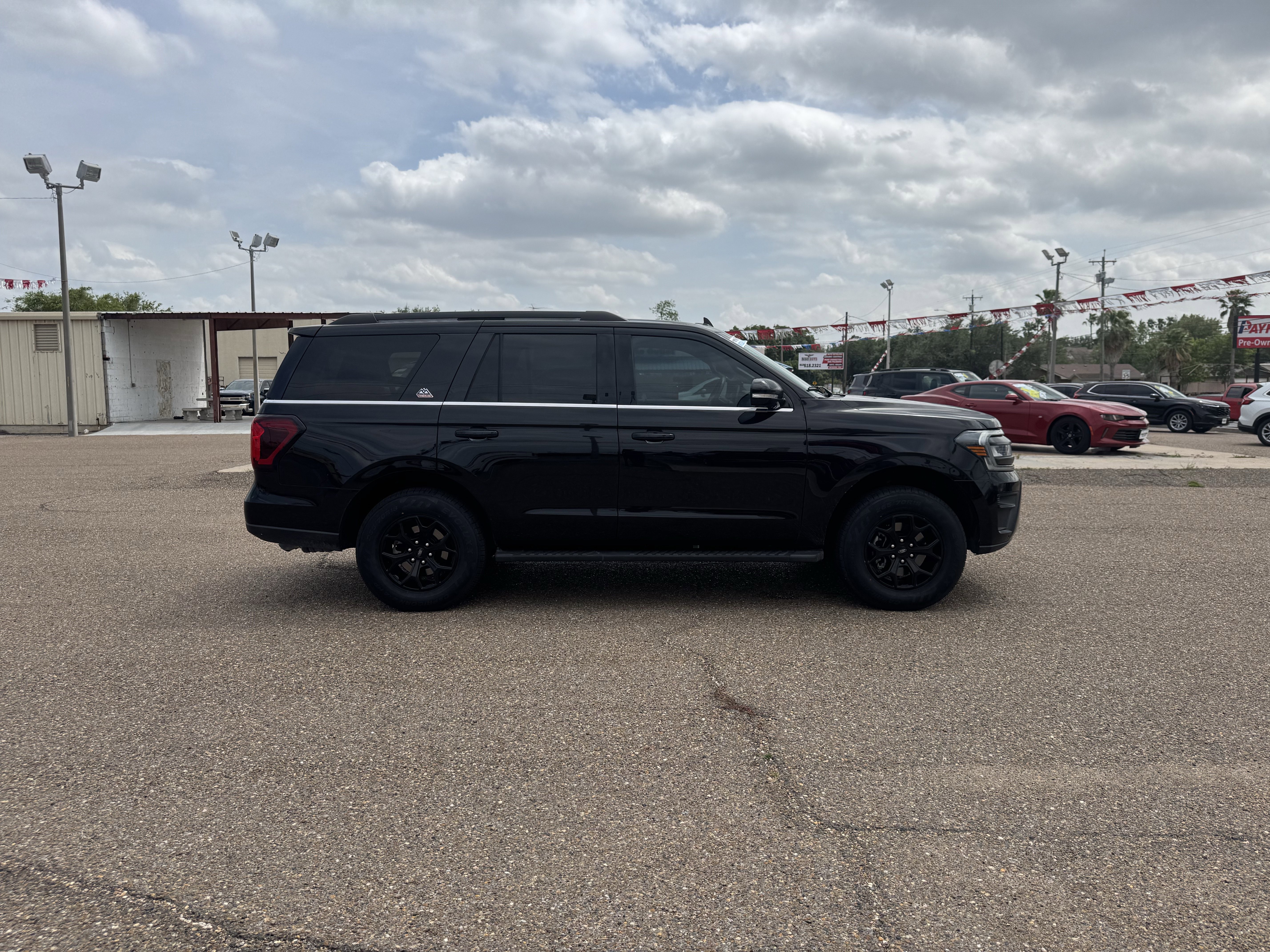 Used 2022 Ford Expedition Timberline AWD/4WD image 4