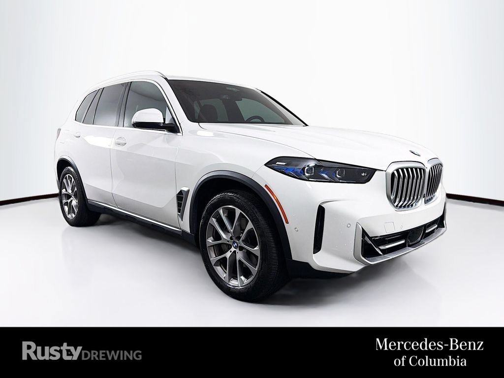 Used 2025 BMW X5 xDrive40i AWD/4WD image 1