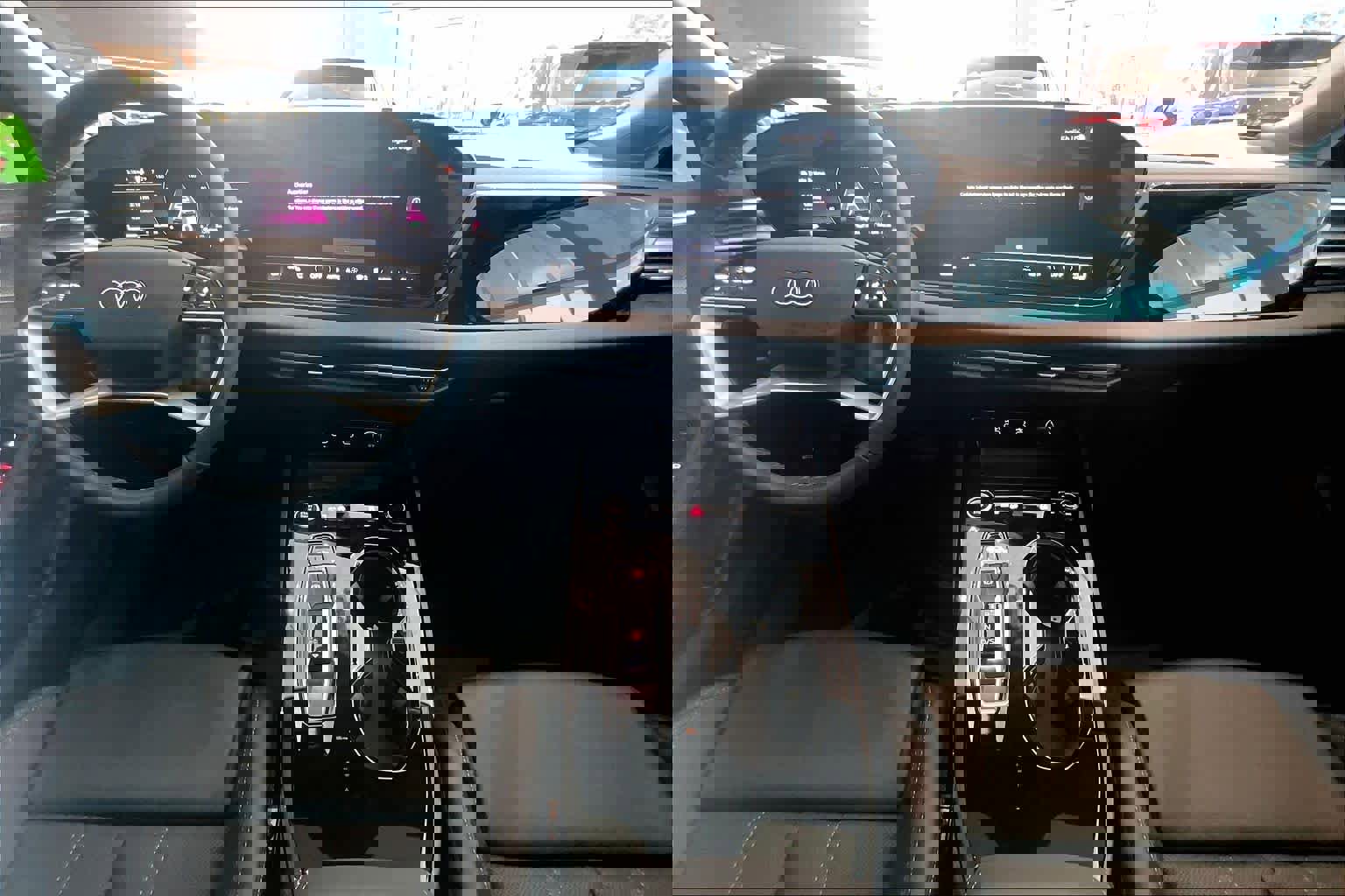 Used 2025 Audi A5 2.0T Premium Plus image 14