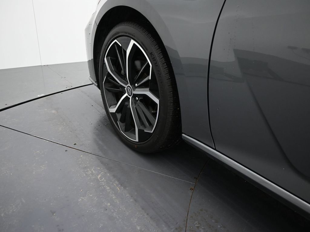 Used 2024 Nissan Altima 2.5 SR image 12