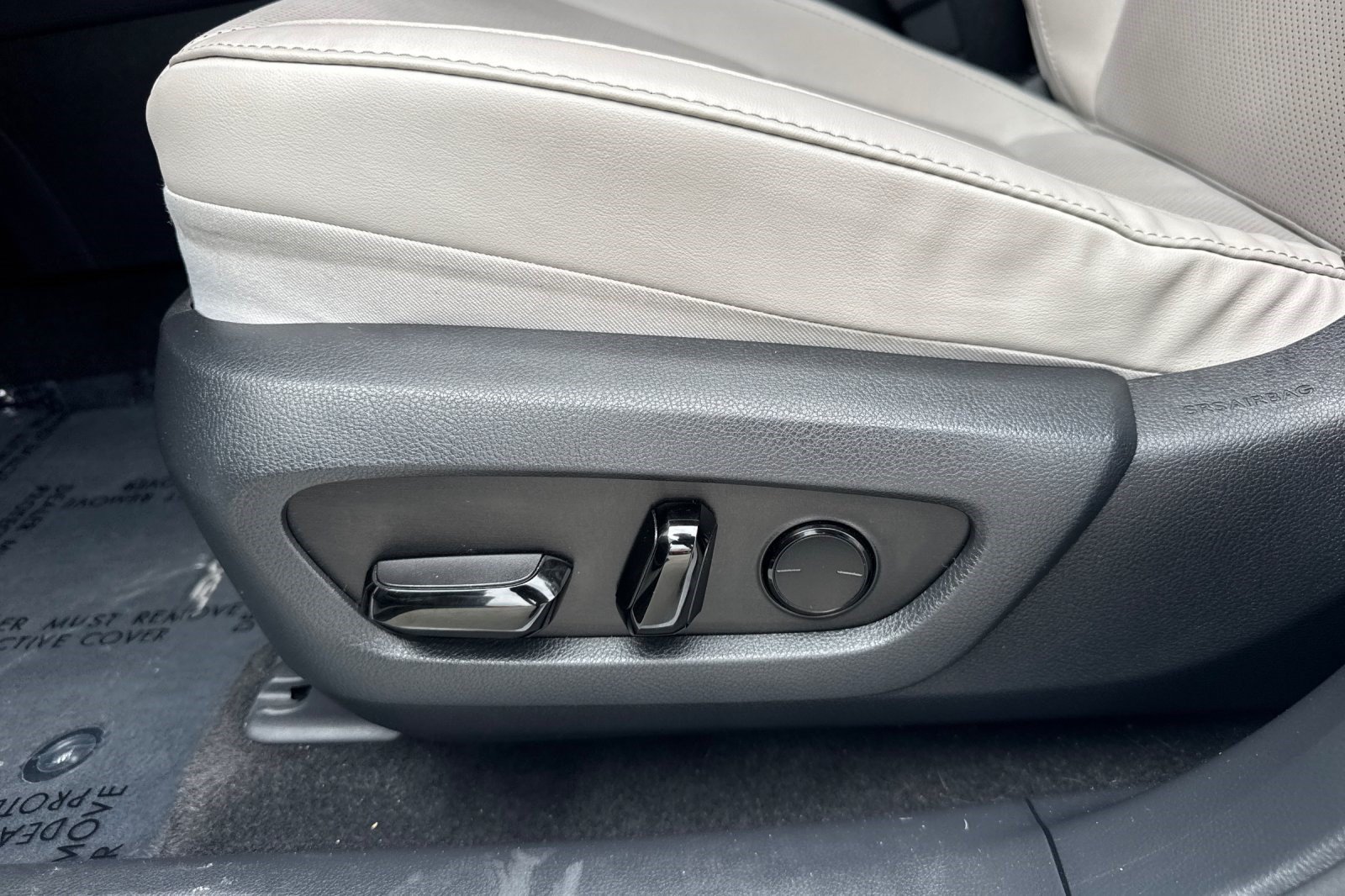 Used 2024 Lexus RX 350 Premium w/ Accessory Package (Z1) FWD image 15