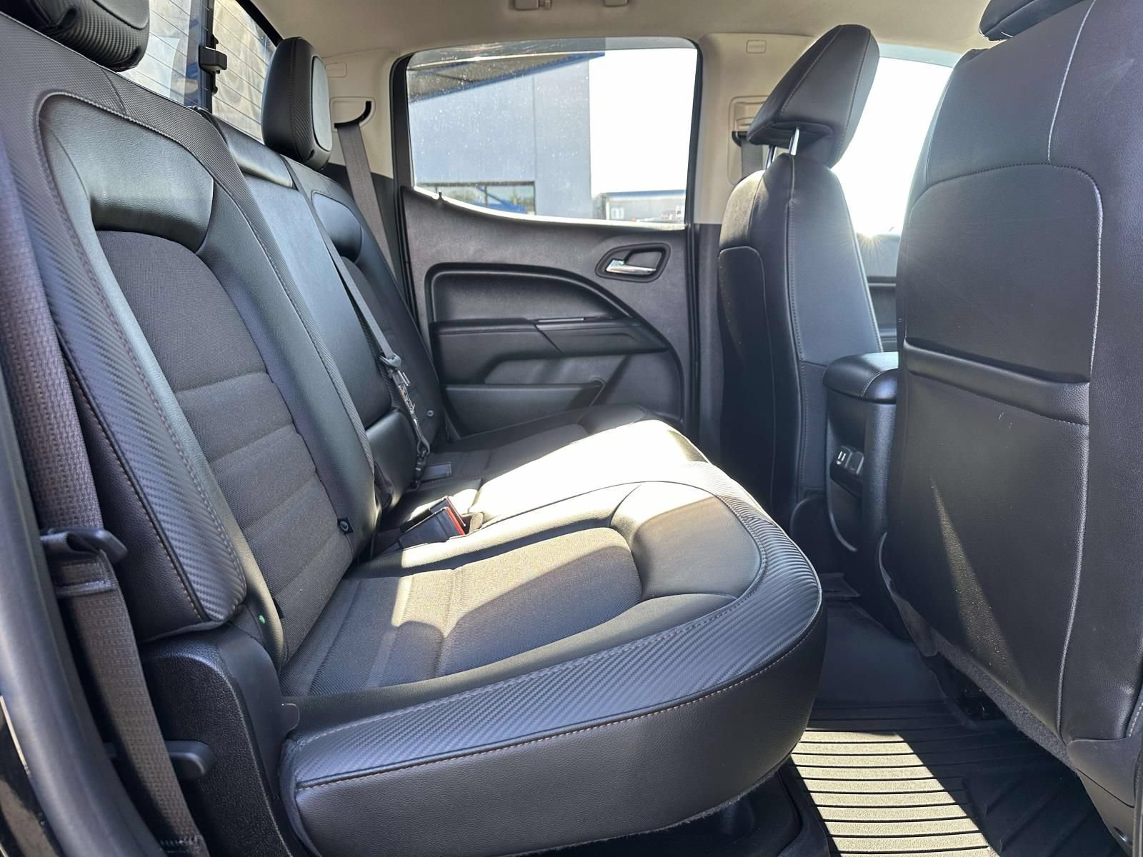 Used 2022 GMC Canyon AT4 w/ Trailering Package AWD/4WD image 27