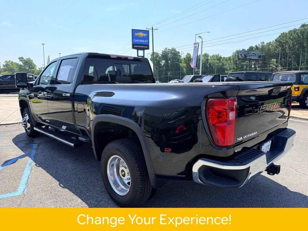 Used 2021 Chevrolet Silverado 3500 LTZ w/ LTZ Convenience Package AWD/4WD image 23