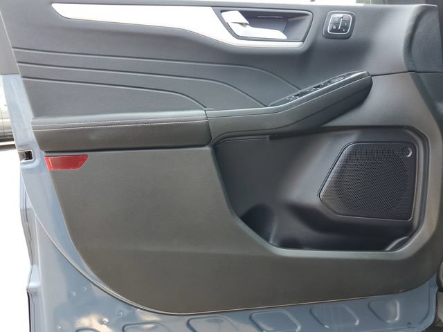Certified 2023 Ford Escape Platinum AWD/4WD image 26