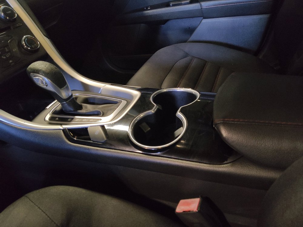Used 2015 Ford Fusion SE w/ Equipment Group 201A FWD image 26