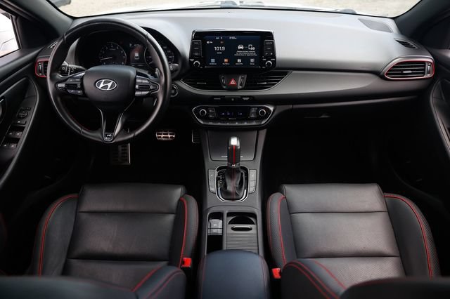 Used 2020 Hyundai Elantra GT N Line FWD image 2