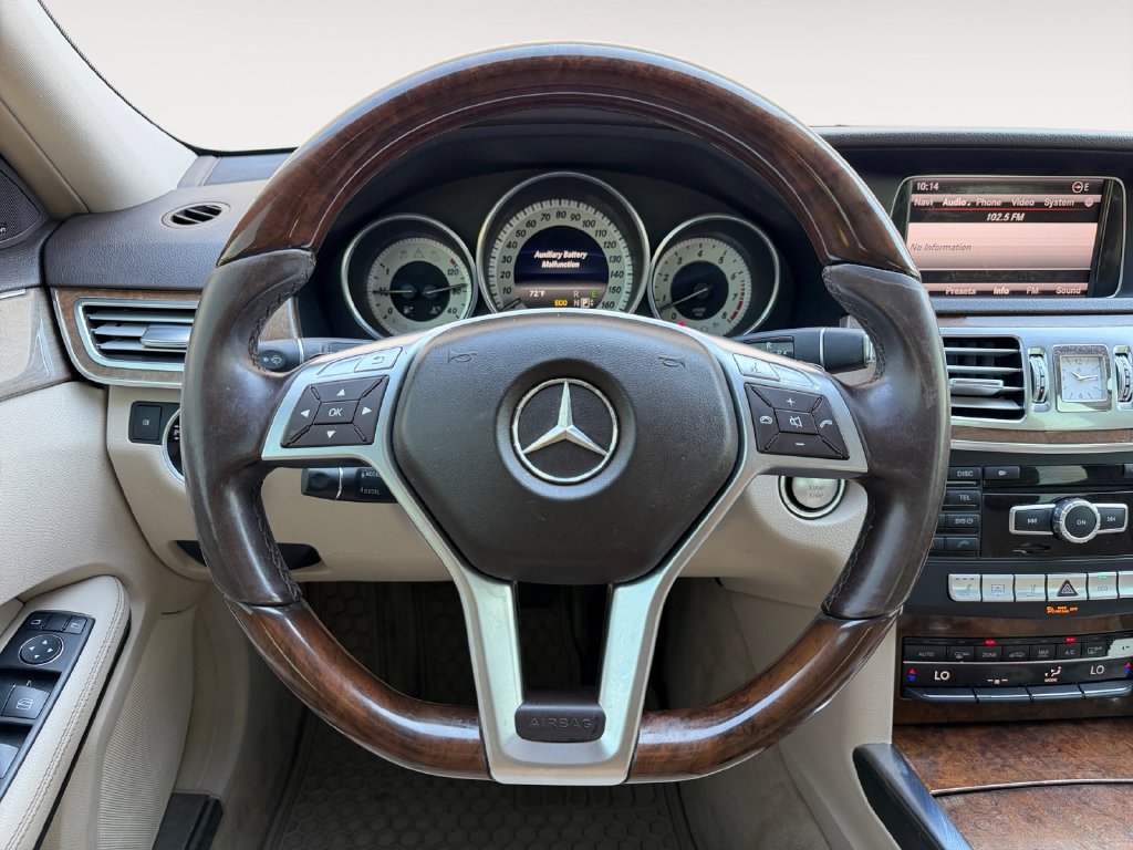 Used 2014 Mercedes-Benz E 350 4MATIC Sedan image 23