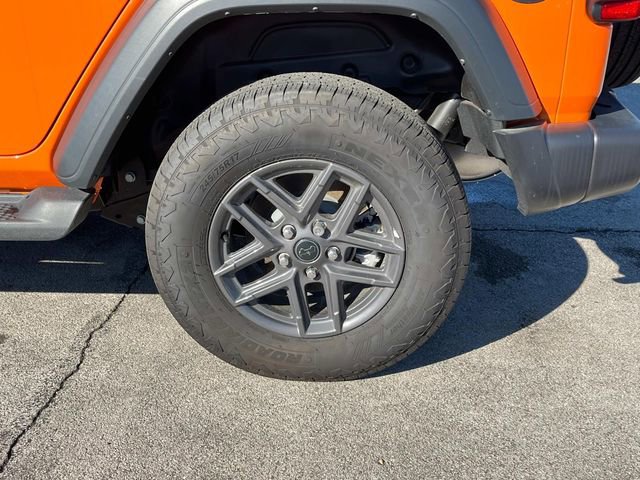 Used 2025 Jeep Wrangler Sport S image 38