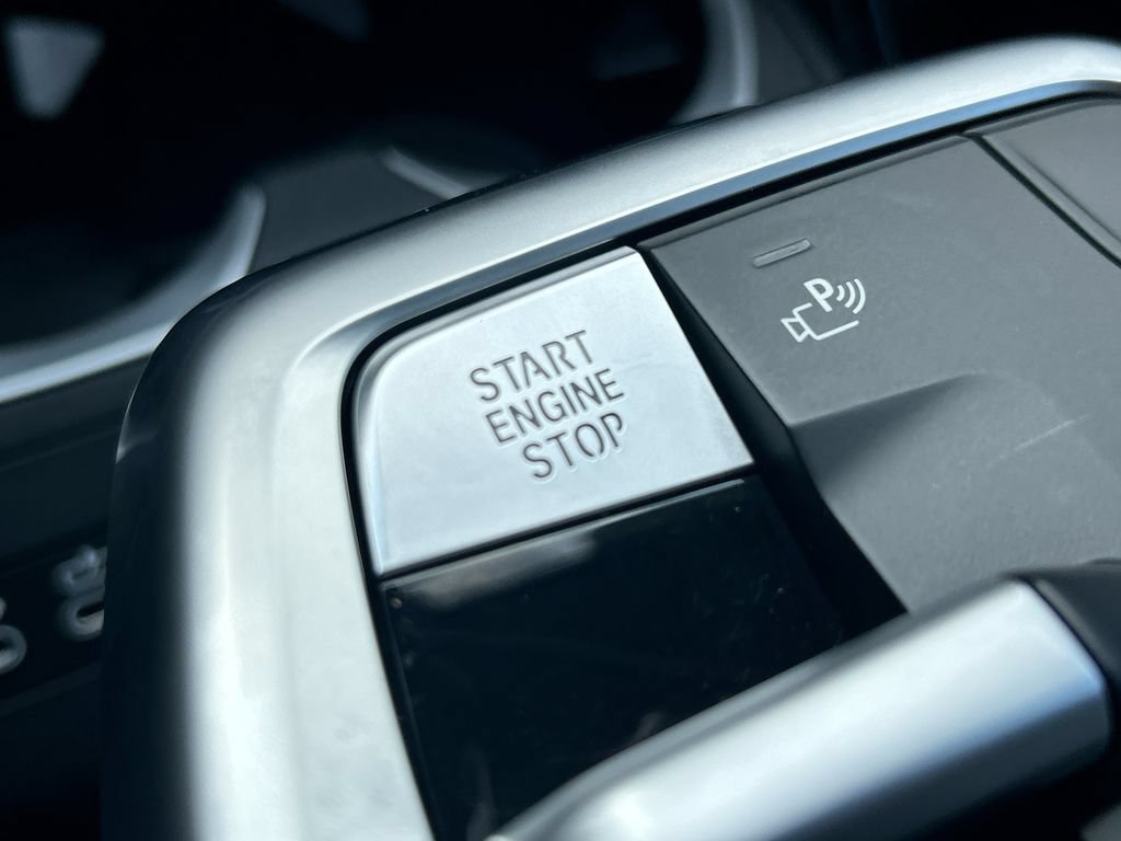 Used 2025 BMW X1 M35i AWD/4WD image 36