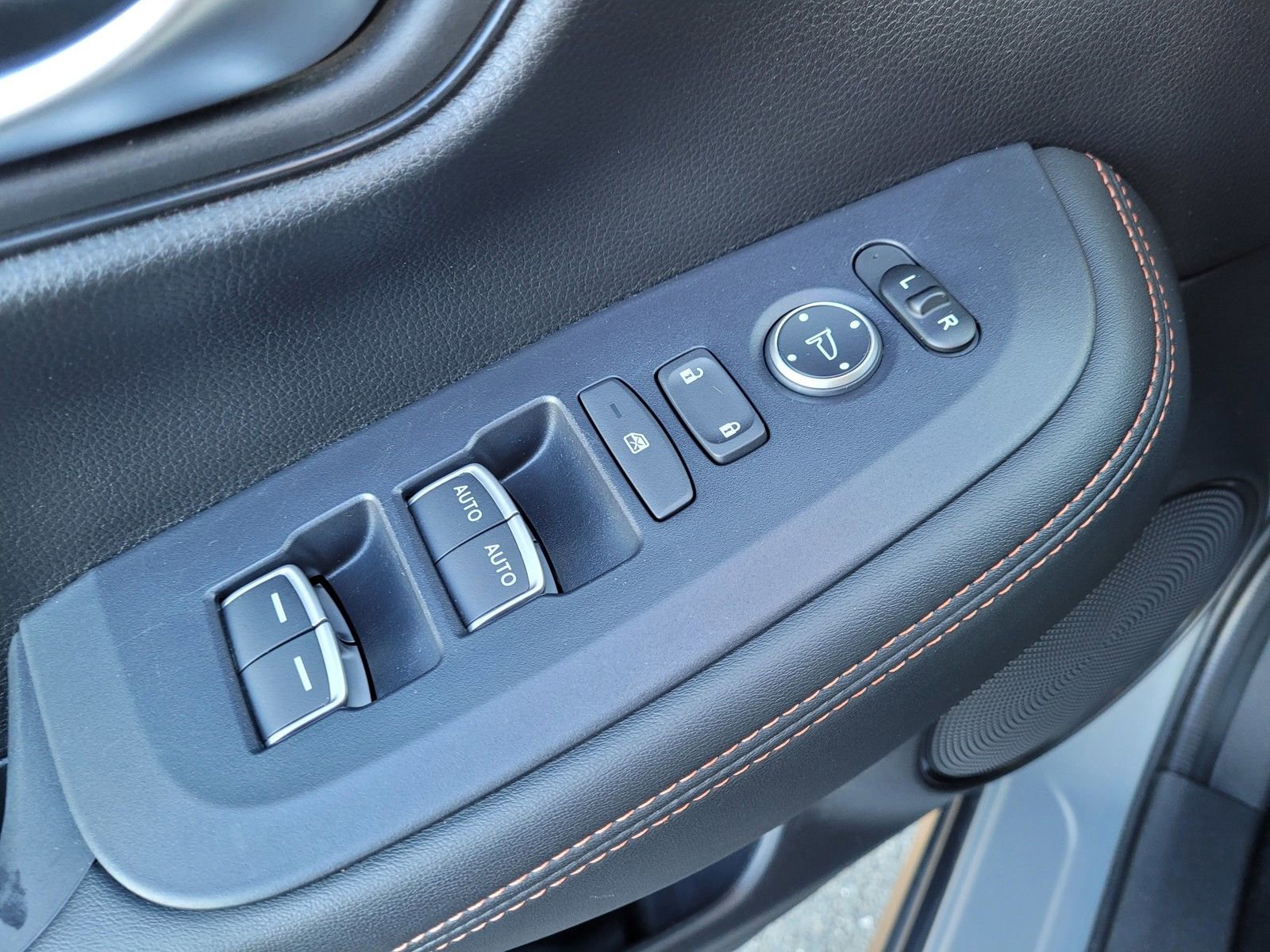 Certified 2024 Honda HR-V Sport image 16