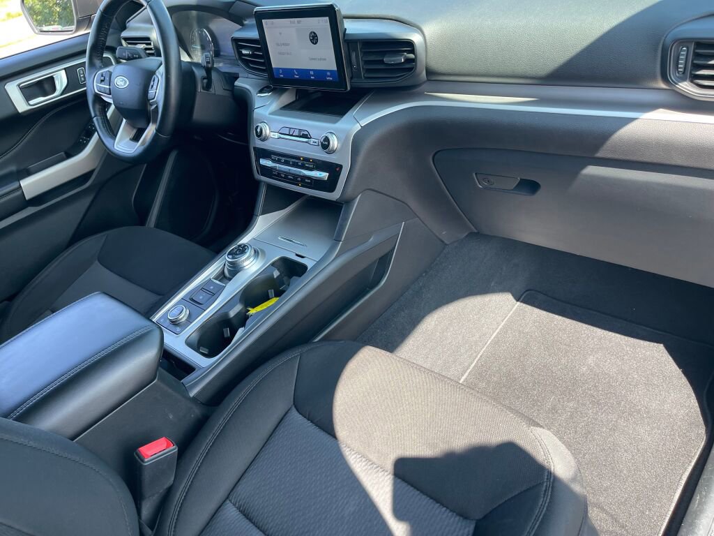 Used 2022 Ford Explorer XLT w/ Class IV Trailer Tow Package image 23