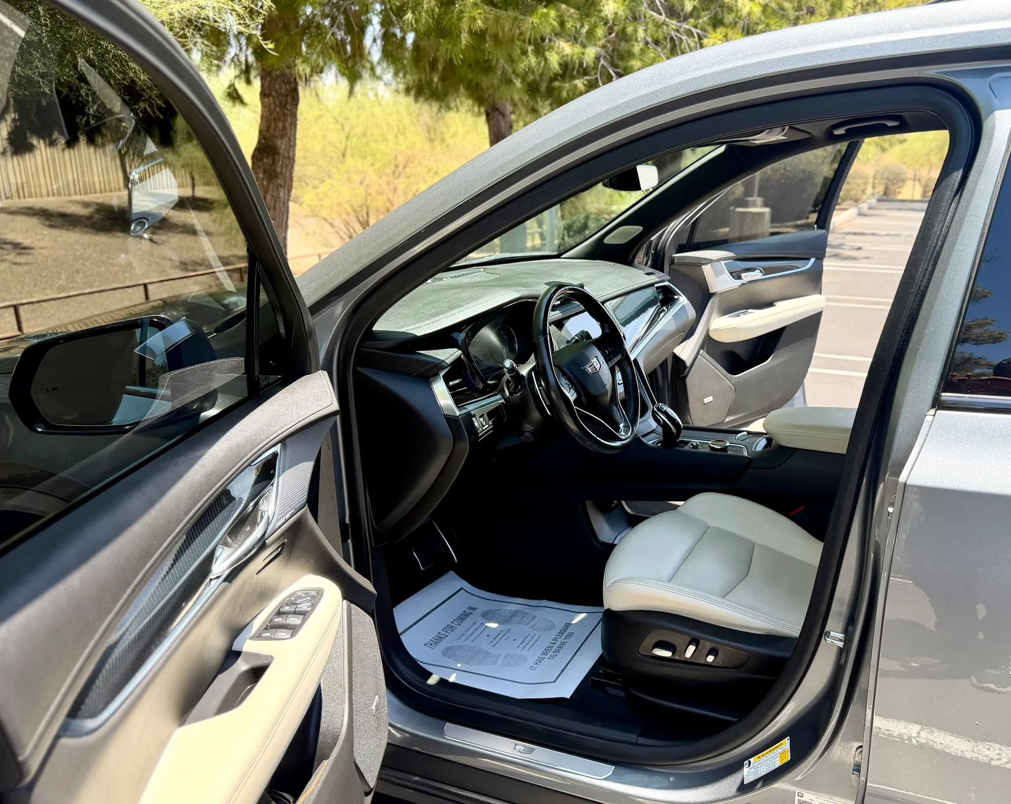 Used 2021 Cadillac XT6 Sport AWD/4WD image 10