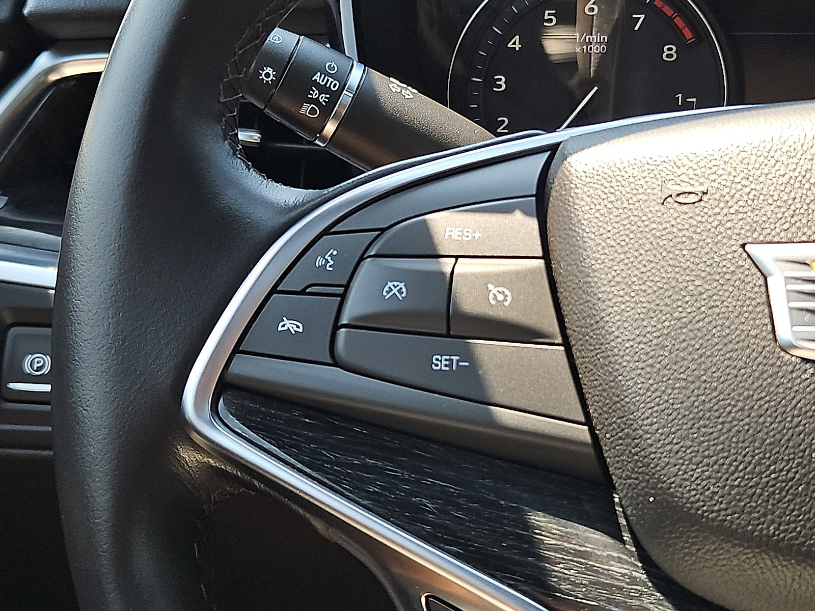 Used 2022 Cadillac XT5 Premium Luxury w/ Technology Package AWD/4WD image 22