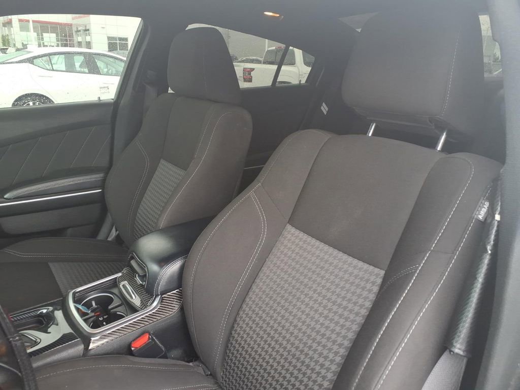 Used 2023 Dodge Charger SXT RWD image 15