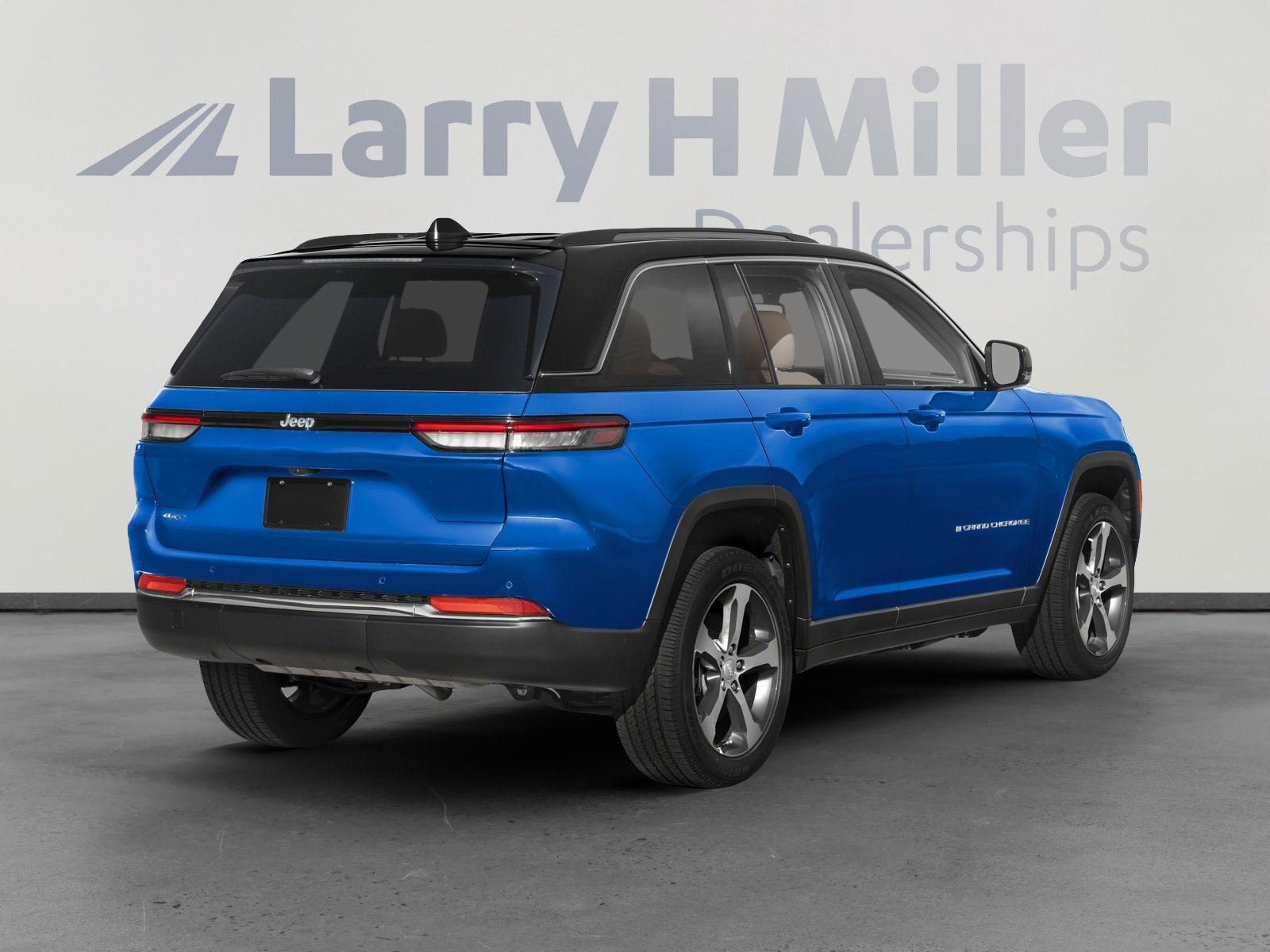 Used 2022 Jeep Grand Cherokee Trailhawk AWD/4WD image 4