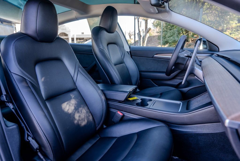 Used 2023 Tesla Model 3 Performance image 20