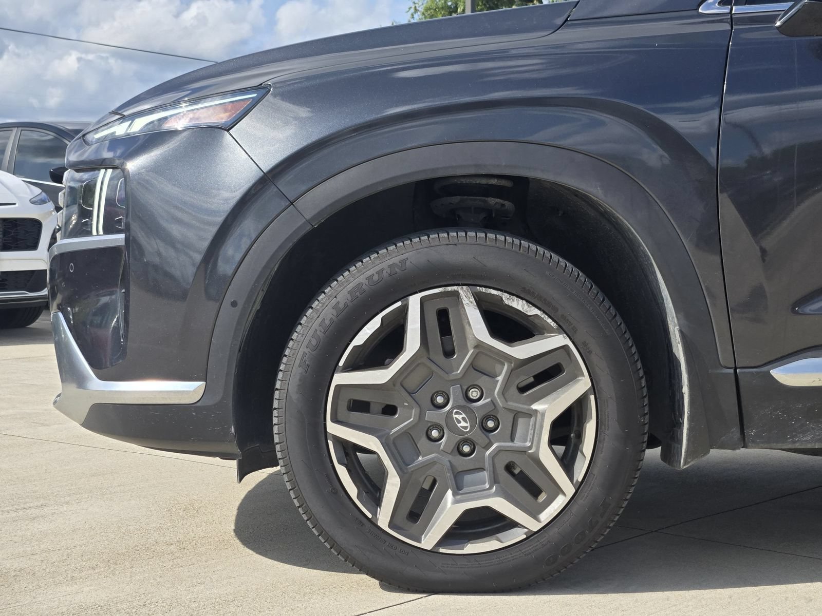 Used 2022 Hyundai Santa Fe Limited AWD/4WD image 9