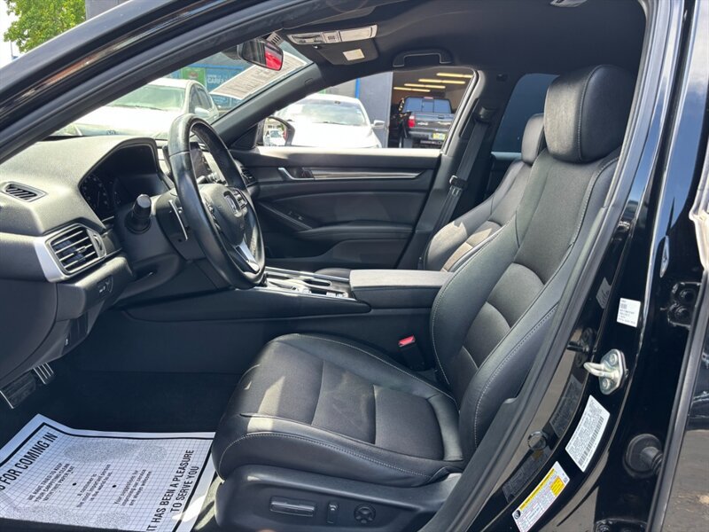 Used 2019 Honda Accord Sport image 10