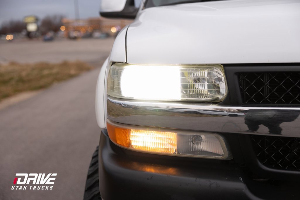 Used 2002 Chevrolet Silverado 2500 LT w/ Off-Road Skid Plate Pkg image 5