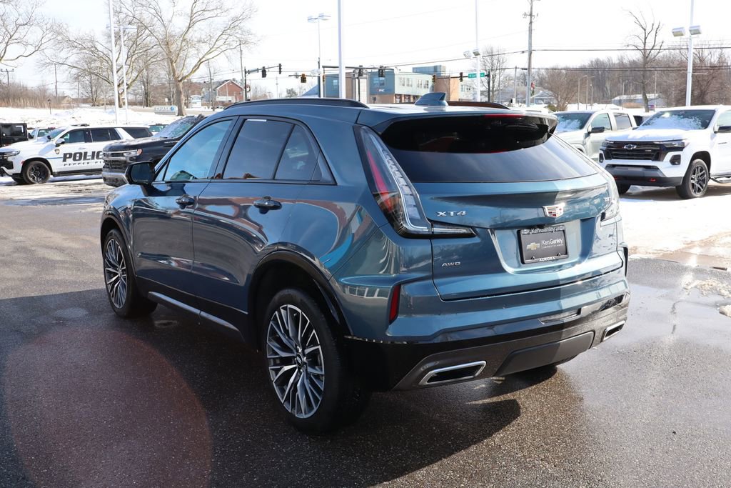 Used 2024 Cadillac XT4 Sport image 33