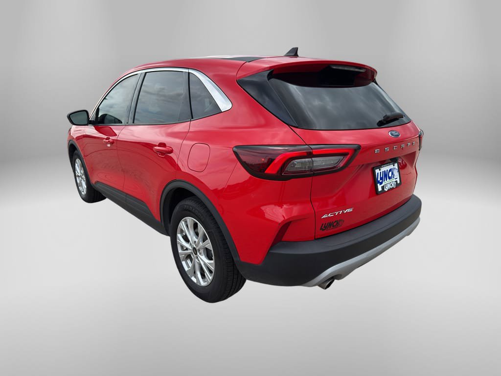 Used 2024 Ford Escape Active FWD image 3