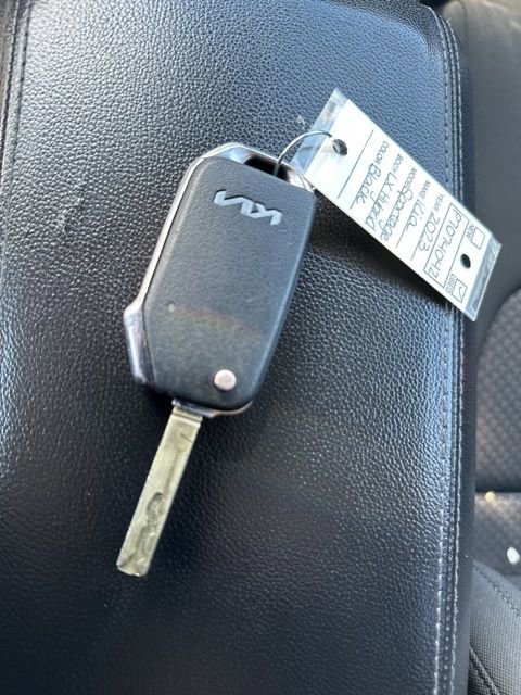 Certified 2023 Kia Sportage LX AWD/4WD image 43